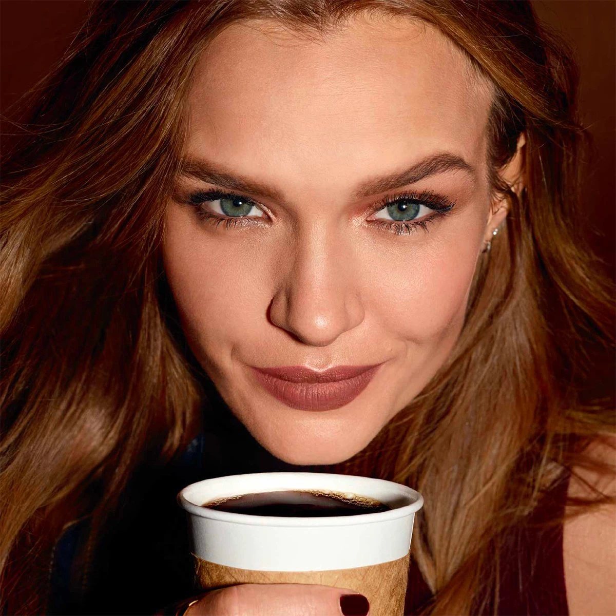 Maybelline SuperStay Matte Ink Lipstick Coffee Collection Limited Edition - 265 Caramel Collector - Nude Lippenstift - 5 Ml 12 Maybelline SuperStay Matte Ink Lipstick Coffee Collection Limited Edition - 265 Caramel Collector - Nude Lippenstift - 5 Ml - Image 12