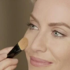 Max Factor Radiant Lift FD - 65 Rose Beige -Modecosmetica 1200x1200 70