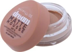 Maybelline Dream Matte Mousse Foundation - 08 Light Beige -Modecosmetica 1200x863 1