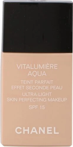 Chanel Vitalumiere Aqua Foundation - 30 Beige - SPF15 - 30 Ml 19 Chanel Vitalumiere Aqua Foundation - 30 Beige - SPF15 - 30 Ml -Modecosmetica 600x1200 7