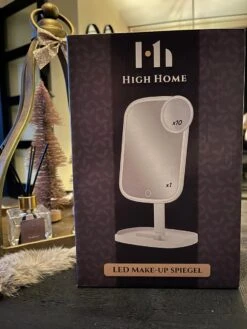 HighHome - Make Up Spiegel Met Led Verlichting - Inclusief 10x Spiegel - 3 Warmtes - 360 °C Draaibaar 17 HighHome - Make Up Spiegel Met Led Verlichting - Inclusief 10x Spiegel - 3 Warmtes - 360 °C Draaibaar -Modecosmetica 900x1200