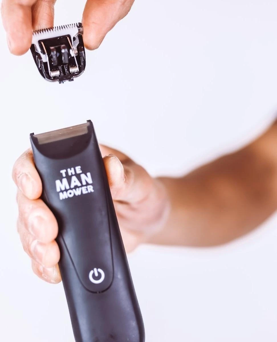 BALZY BushBuster 3.0 - Trimmer - Scheerapparaat - Haartrimmer - Bodygroomer - SafeShave Technologie - Waterdicht - Veilig Scheren - Oplaadbaar 4 BALZY BushBuster 3.0 - Trimmer - Scheerapparaat - Haartrimmer - Bodygroomer - SafeShave Technologie - Waterdicht - Veilig Scheren - Oplaadbaar - Image 4